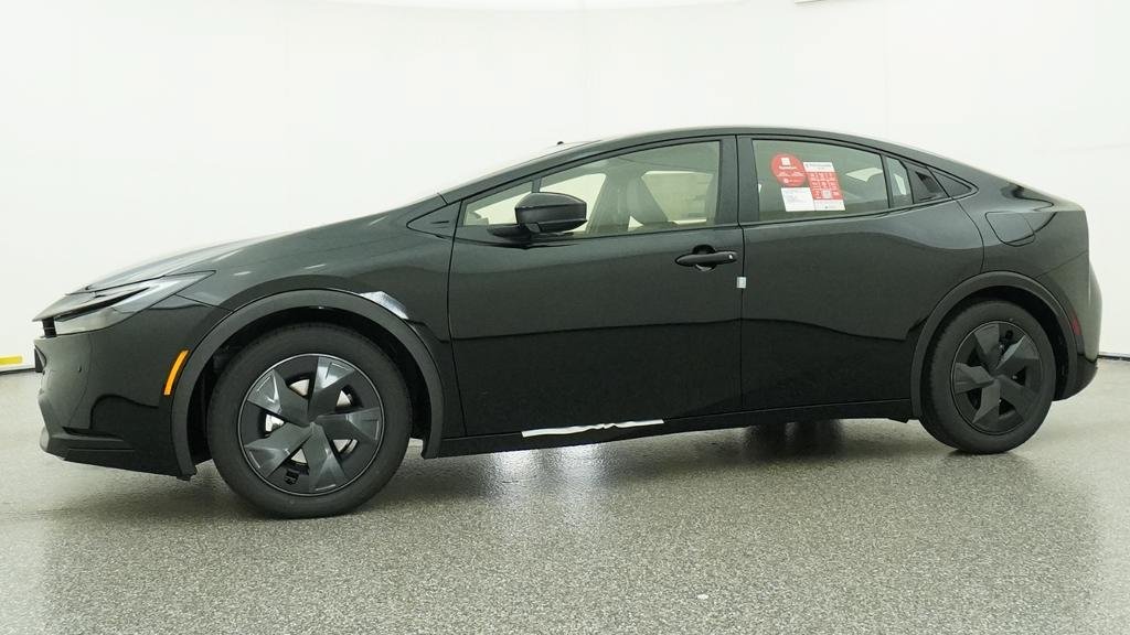 New 2027 Toyota Prius LE FWD image 4