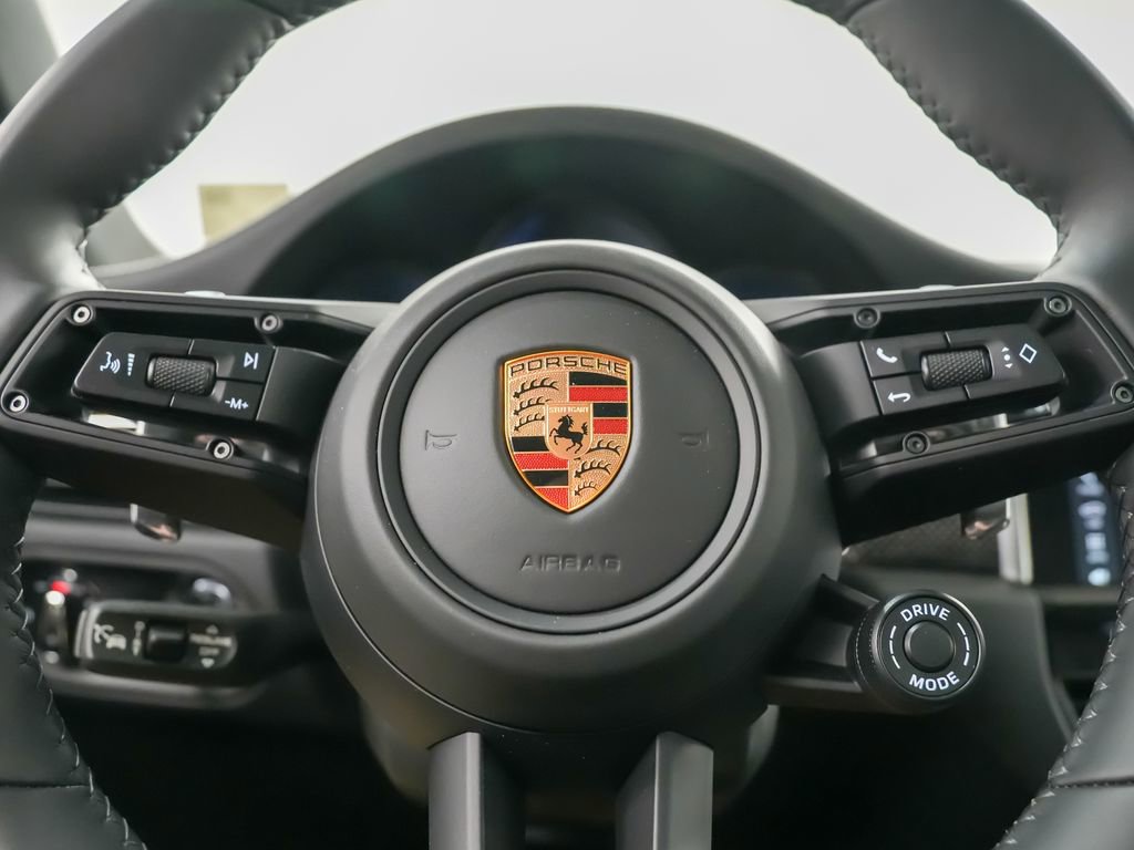 New 2026 Porsche Macan GTS AWD/4WD image 27