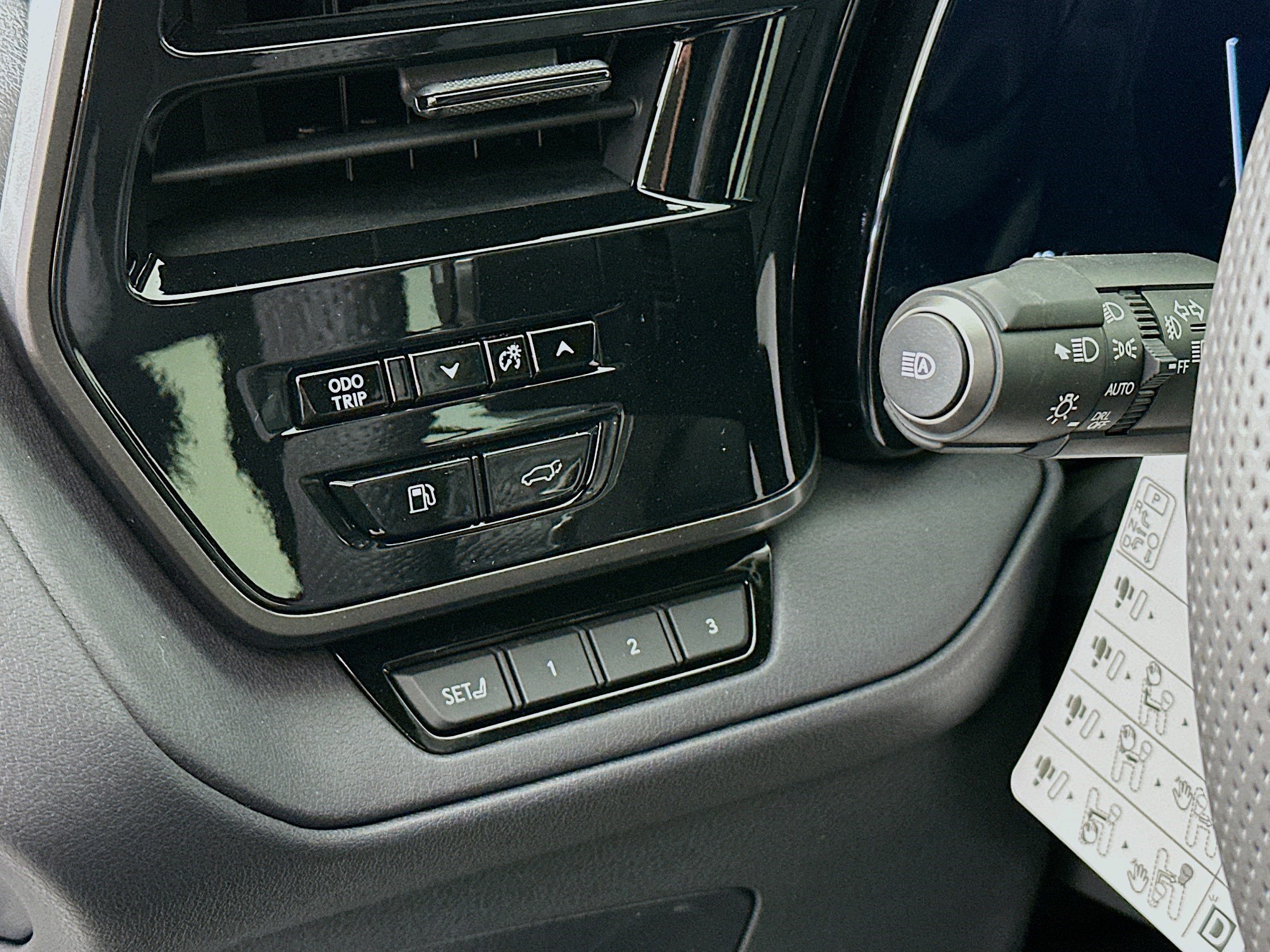 New 2026 Lexus TX 500h AWD image 10