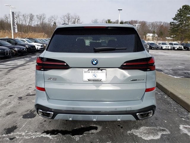 New 2026 BMW X5 xDrive50e w/ M Sport Package image 6