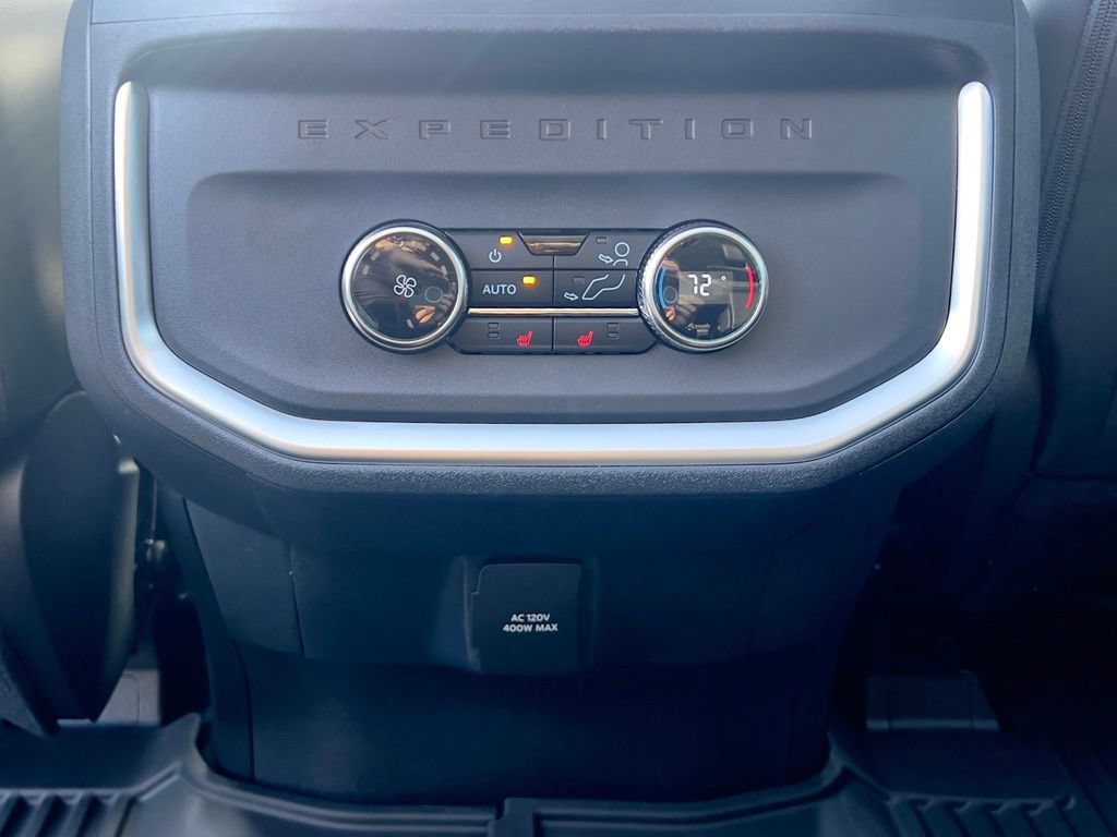 New 2026 Ford Expedition Max Platinum w/ Driver's Package AWD/4WD image 18