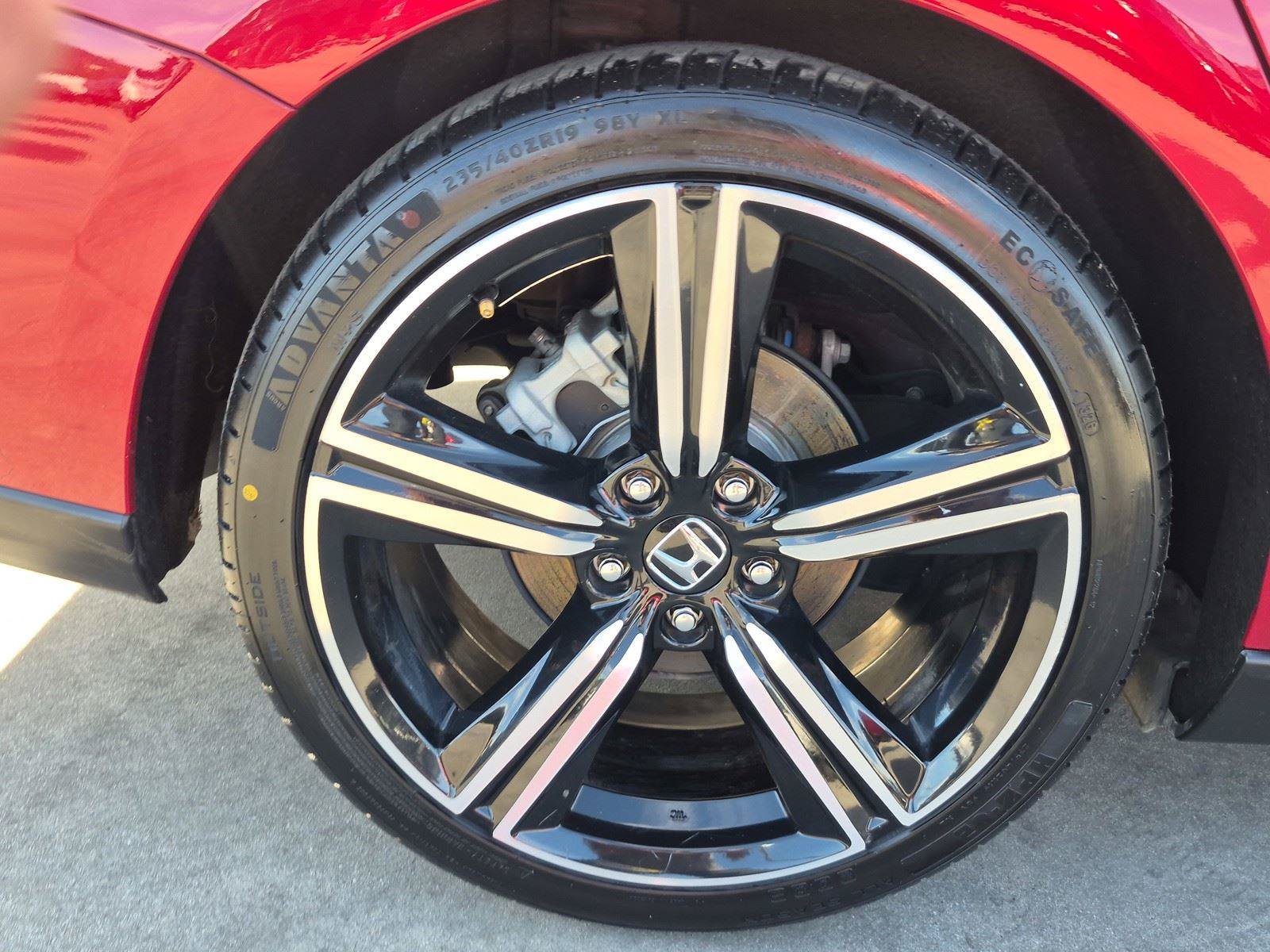 Used 2024 Honda Accord Sport image 13