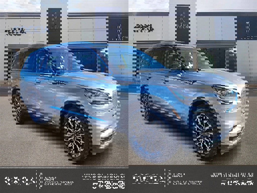 Certified 2022 Lincoln Aviator AWD w/ Premium Package image 3