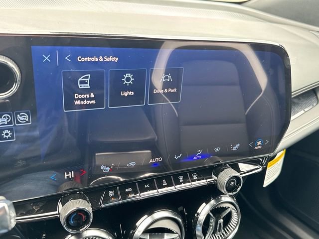 New 2025 Chevrolet Blazer EV LT image 24