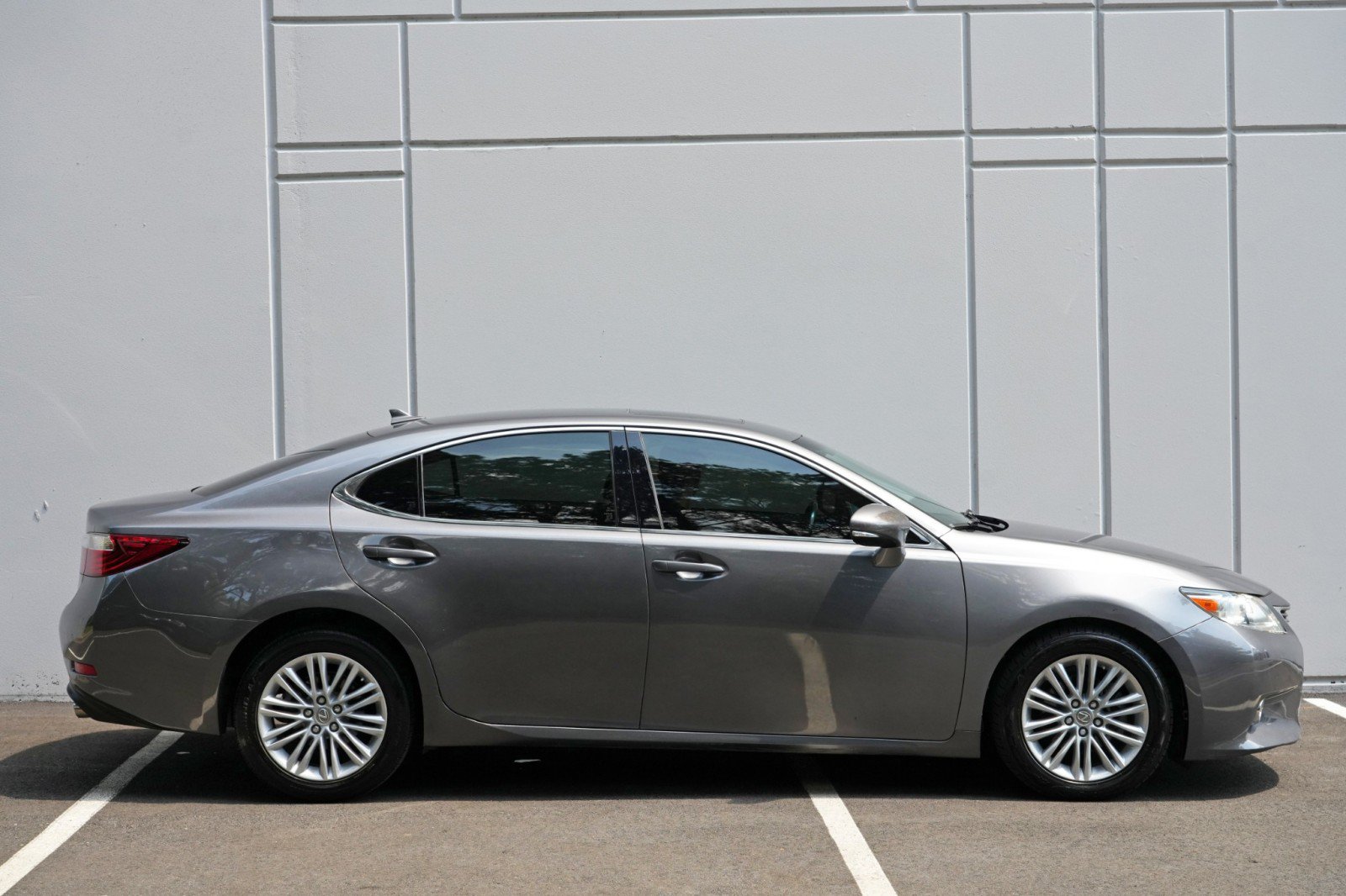 Used 2013 Lexus ES 350 w/ Luxury Pkg FWD image 53