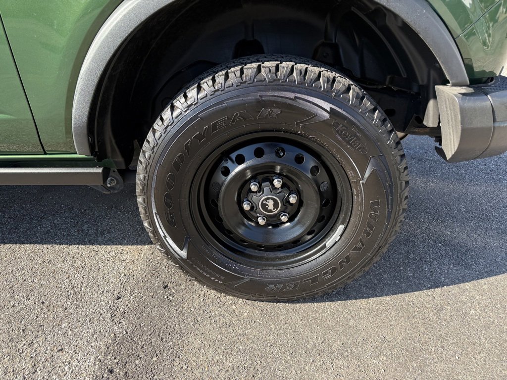 Used 2022 Ford Bronco Black Diamond image 31