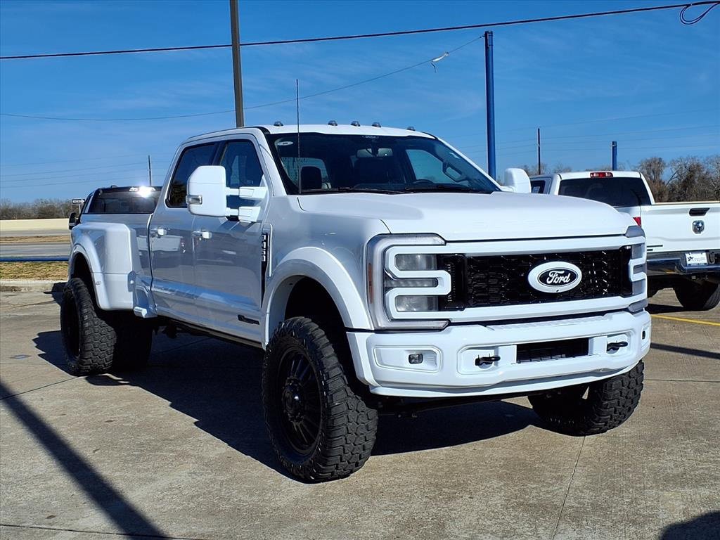 Used 2026 Ford F450 Lariat image 7