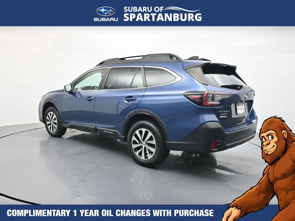 Used 2022 Subaru Outback Premium AWD/4WD image 6