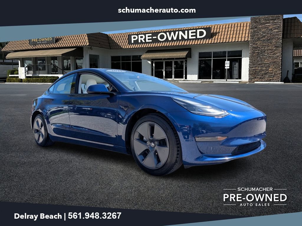 Used 2021 Tesla Model 3 Standard Range Plus image 1