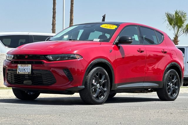 Used 2024 Dodge Hornet R/T Plus w/ R/T Blacktop Package AWD/4WD image 13