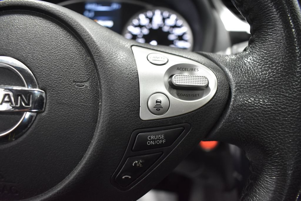 Used 2017 Nissan Sentra SR w/ SR Premium Technology Package FWD image 29