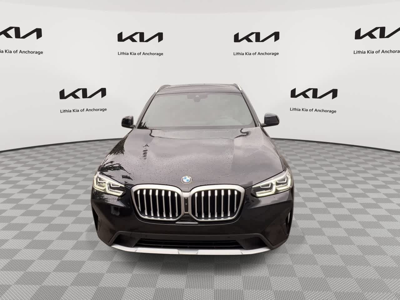 Used 2024 BMW X3 sDrive30i w/ Convenience Package w/ZPA RWD image 3