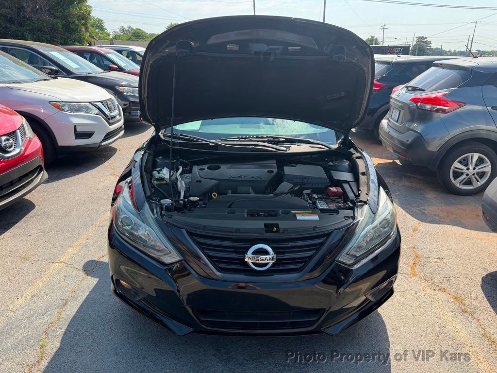 Used 2018 Nissan Altima 2.5 SR w/ SR Midnight Edition FWD image 21