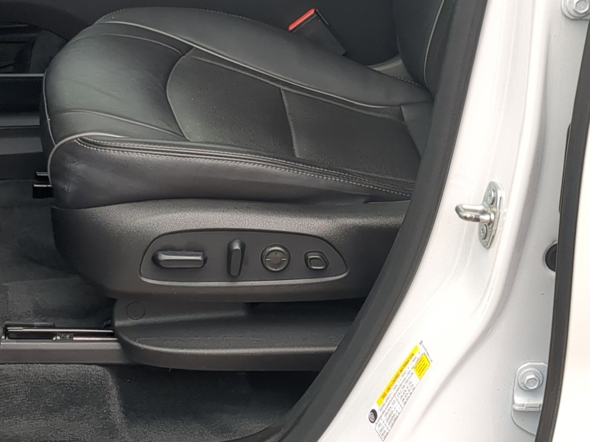 Used 2021 Buick Enclave Avenir w/ Avenir Technology Package image 12