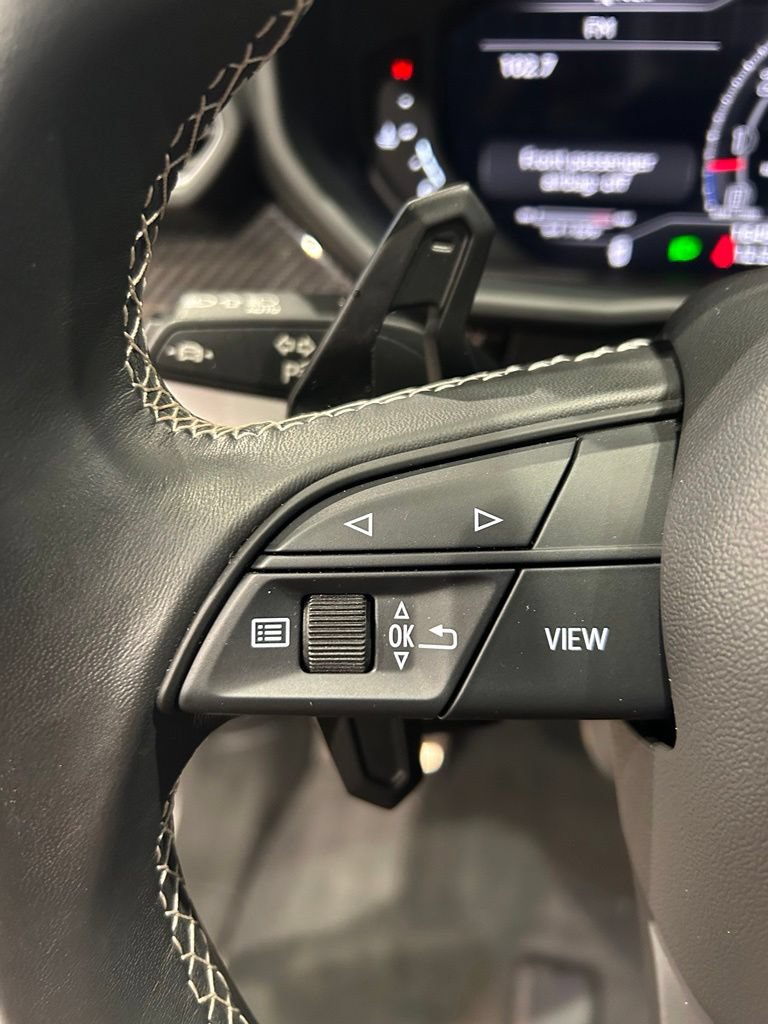 Used 2024 Lamborghini Urus Performante AWD/4WD image 18