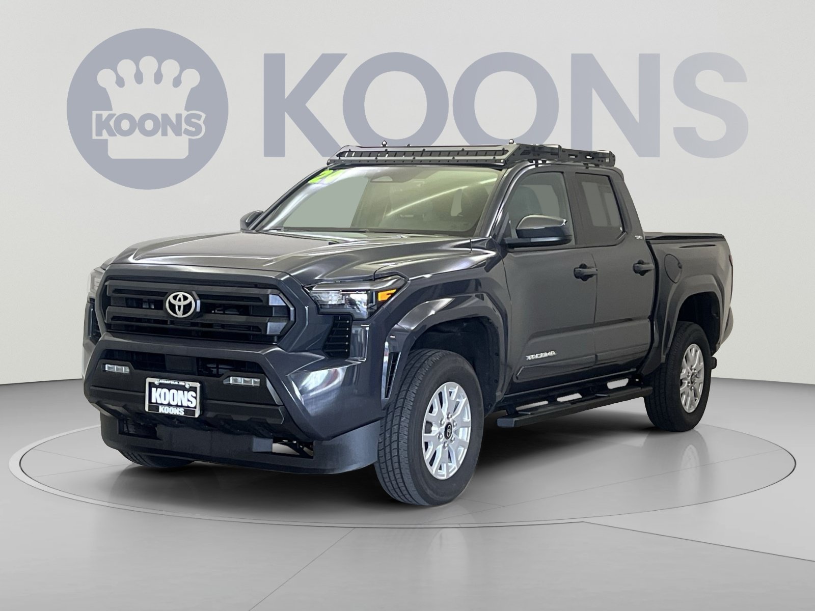Used 2024 Toyota Tacoma SR5 AWD/4WD image 1