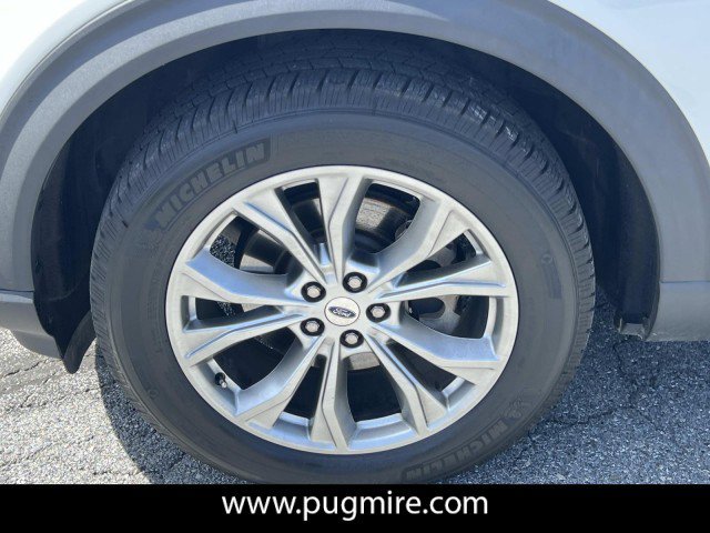 Used 2020 Ford Explorer XLT w/ Equipment Group 202A AWD/4WD image 11