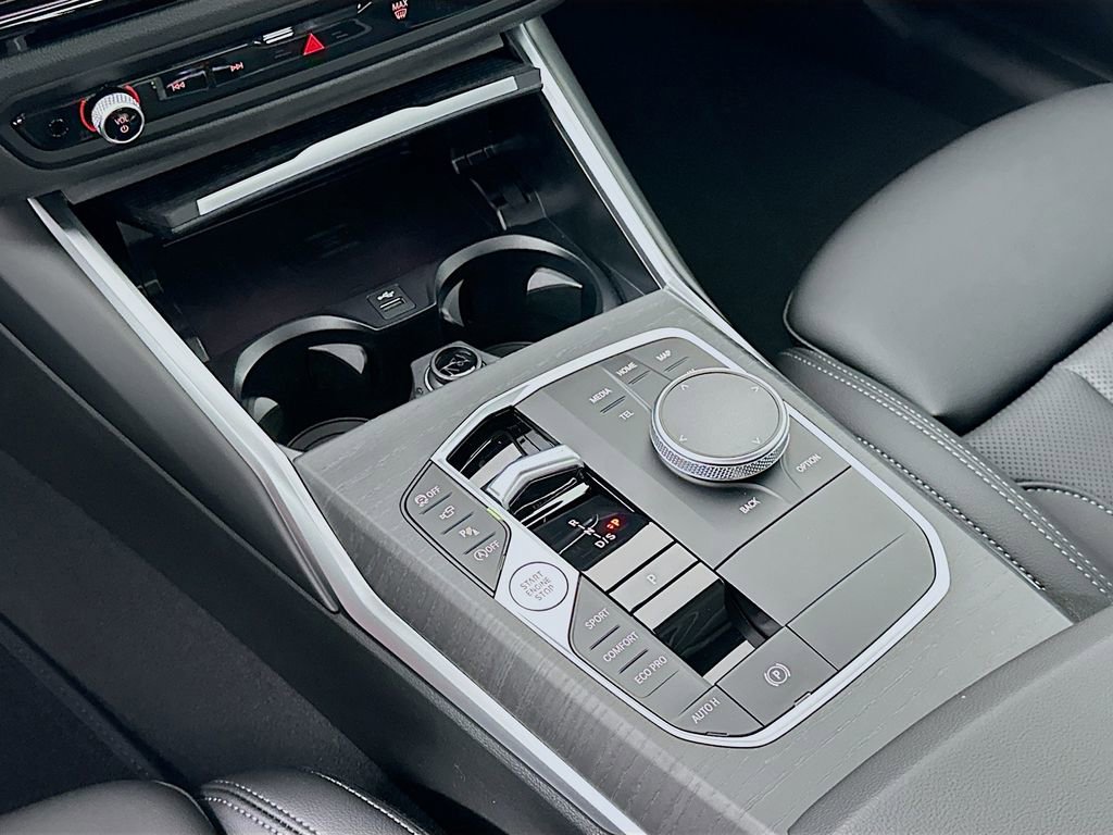 New 2026 BMW 330i Sedan w/ M Sport Package image 15