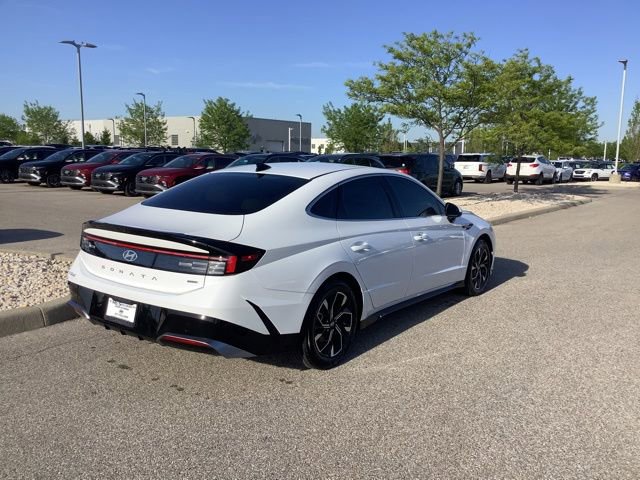 Certified 2025 Hyundai Sonata SEL AWD/4WD image 5