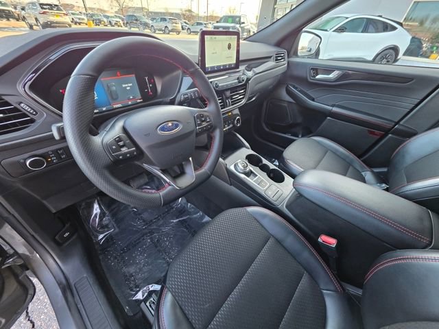 Used 2025 Ford Escape ST-Line image 18