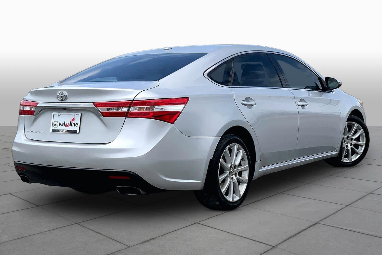 Used 2013 Toyota Avalon XLE Touring image 13