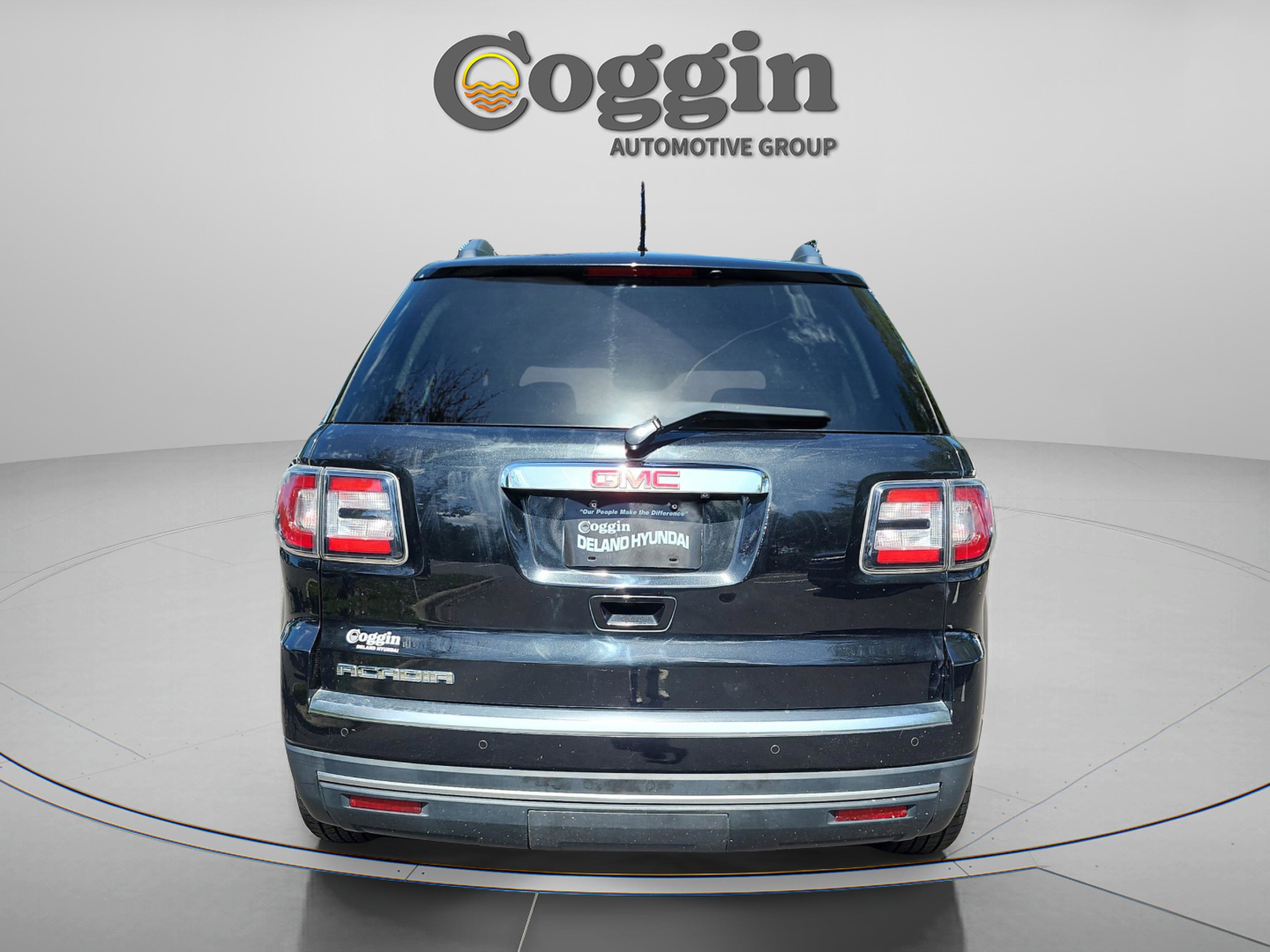 Used 2015 GMC Acadia SLT w/ Premium Edition FWD image 4