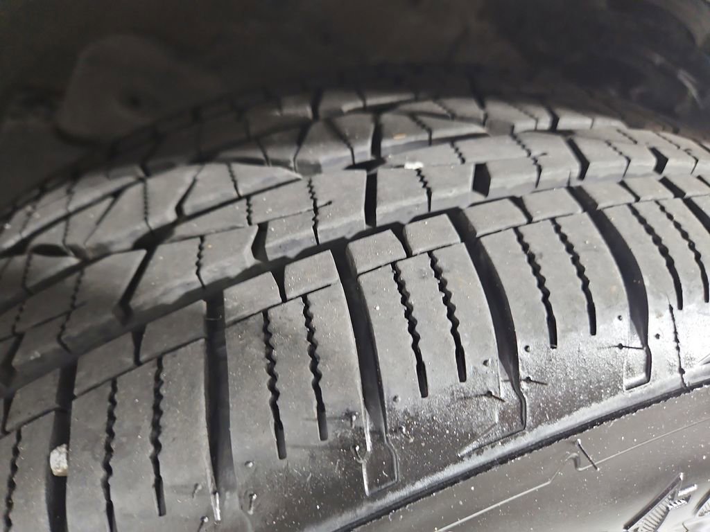 Used 2024 Honda CR-V EX-L image 27