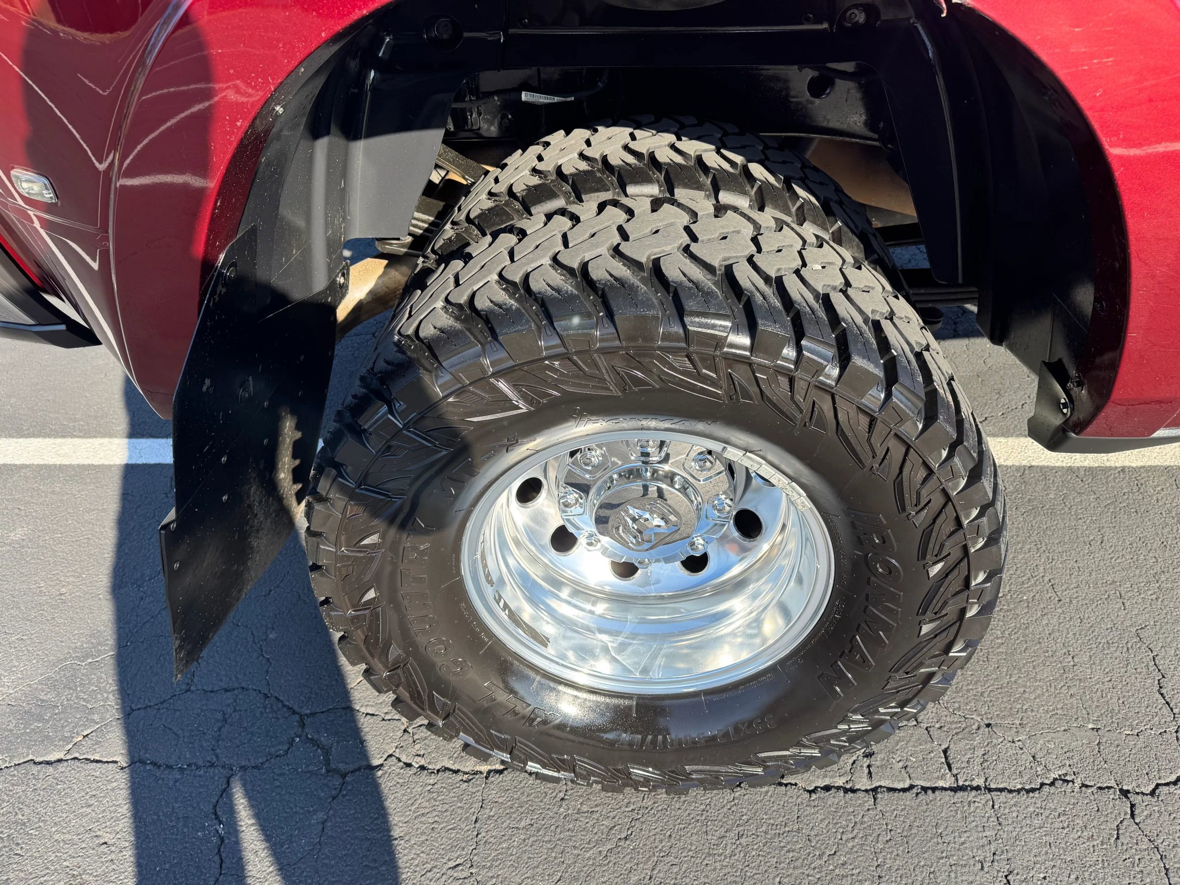 Used 2019 RAM 3500 Laramie image 13