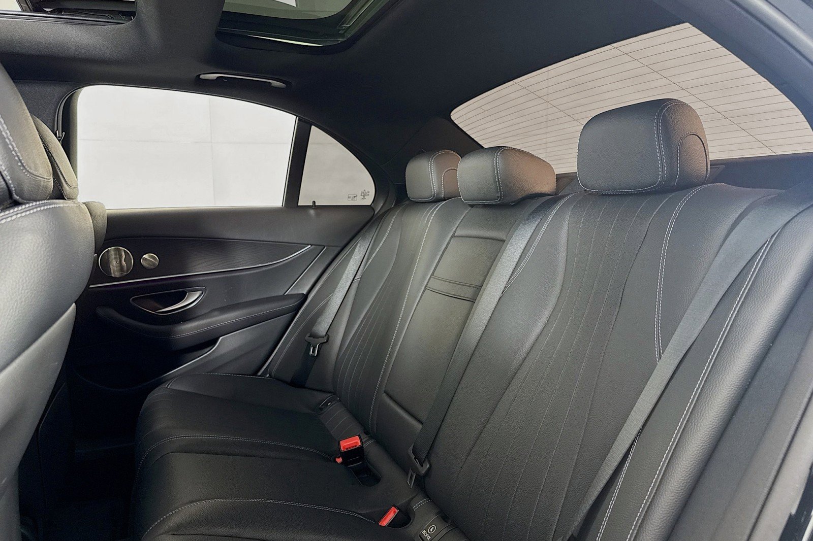 Certified 2022 Mercedes-Benz E 350 Sedan image 8