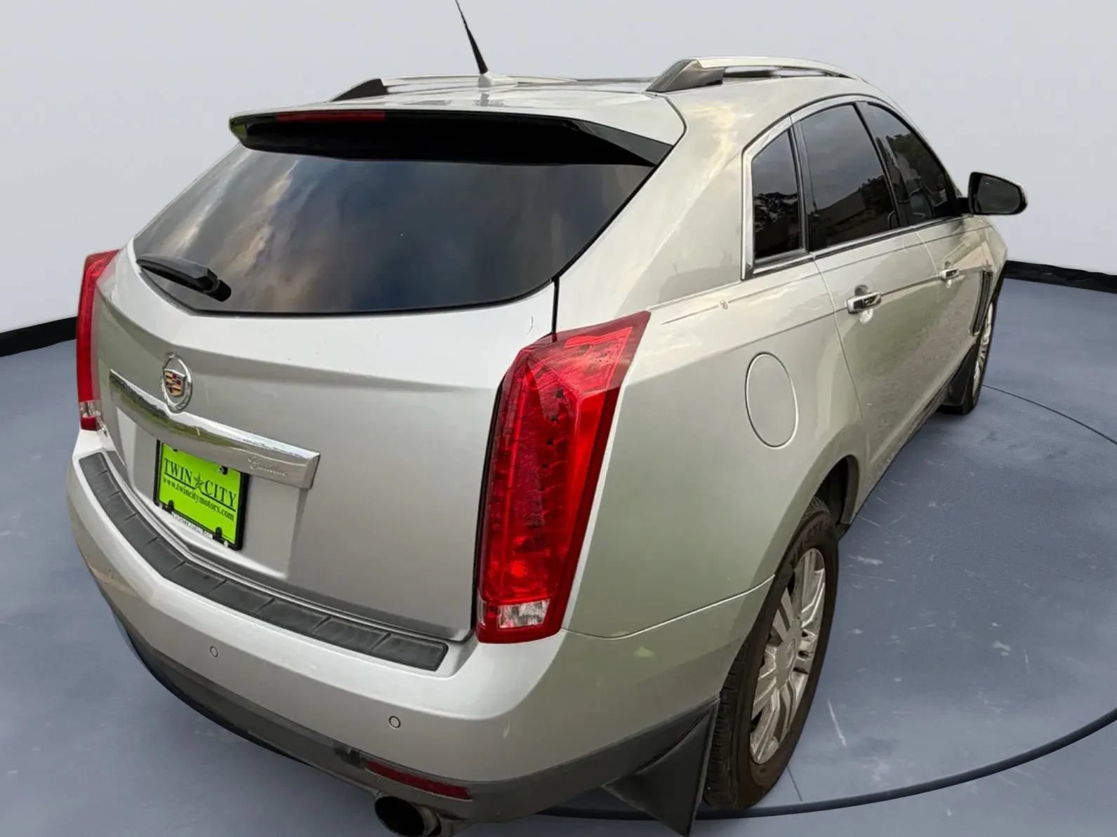 Used 2014 Cadillac SRX Luxury w/ Driver Awareness Package FWD image 10