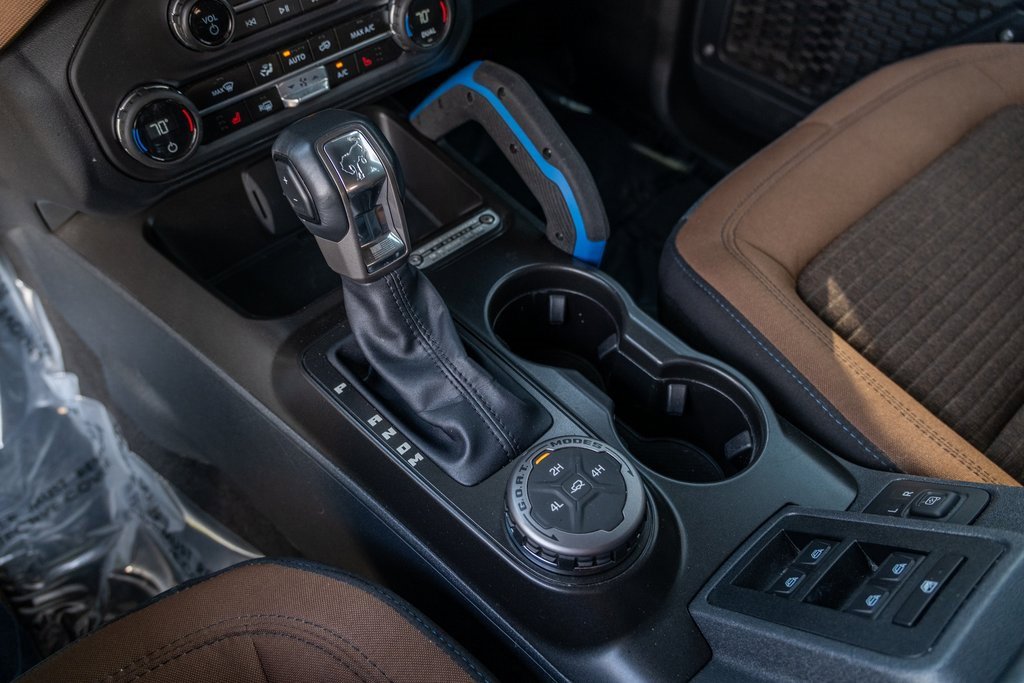 Used 2023 Ford Bronco Outer Banks image 17