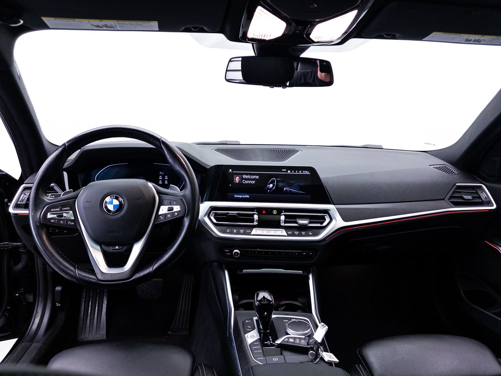Used 2022 BMW 330i Sedan w/ Premium Package 2 RWD image 23
