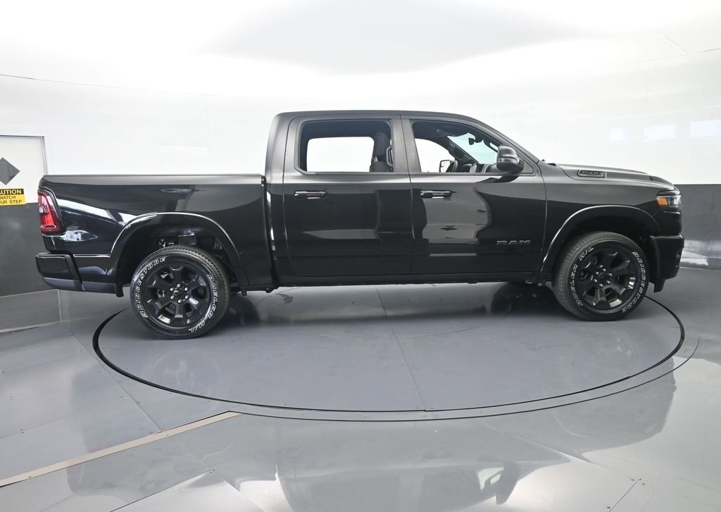 Used 2025 RAM 1500 Big Horn AWD/4WD image 7
