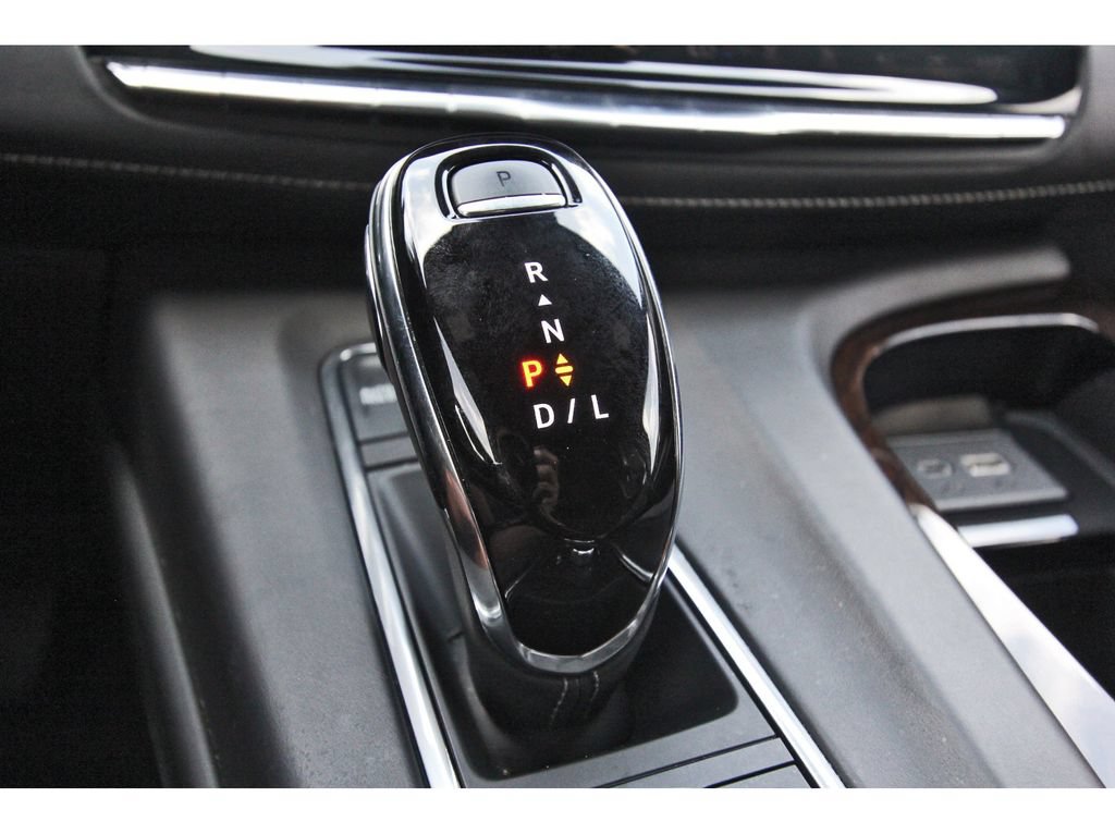 Used 2023 Cadillac Escalade Sport Platinum RWD image 25