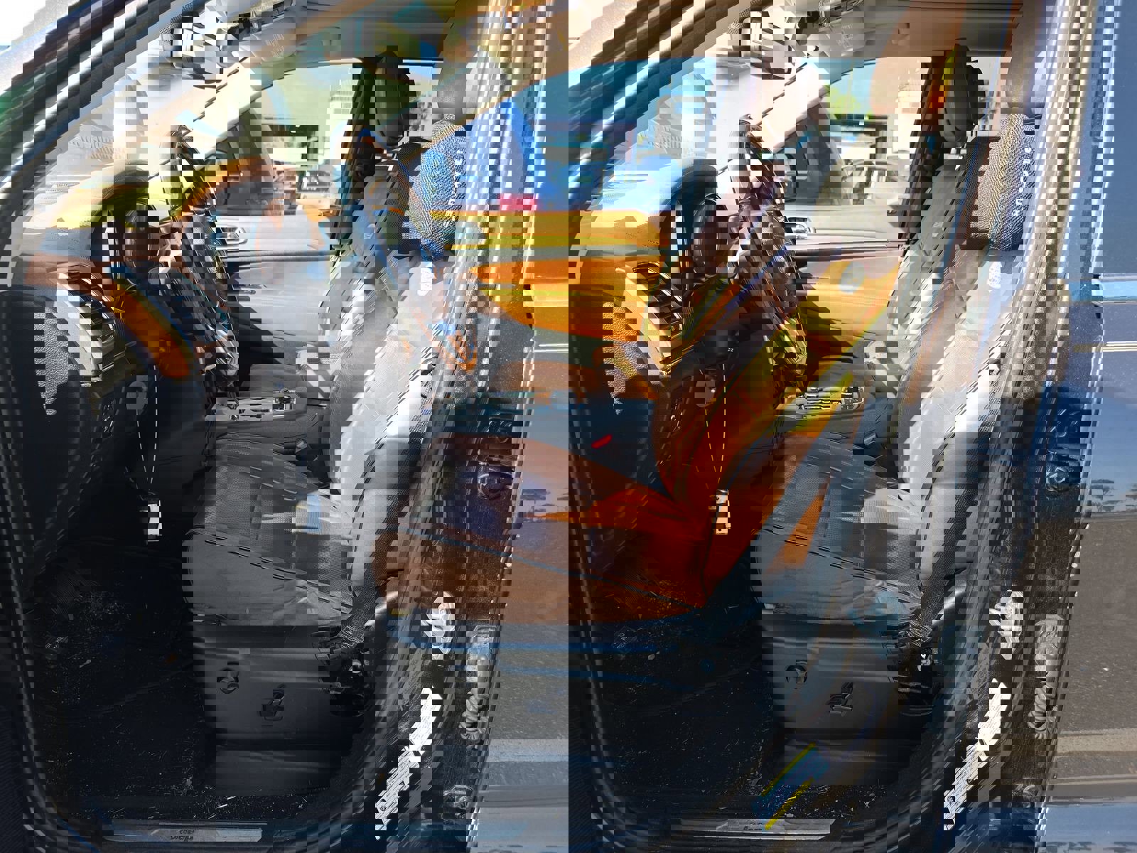 Used 2011 Jeep Grand Cherokee Overland Summit image 8