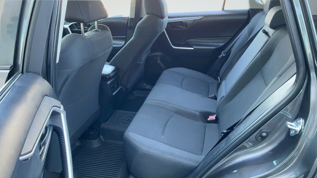 Used 2025 Toyota RAV4 LE FWD image 21