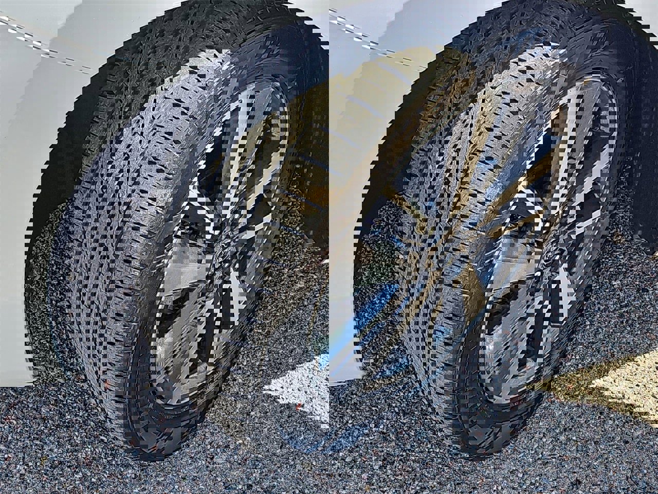 Certified 2023 Nissan Versa SV w/ Electronics Package image 31