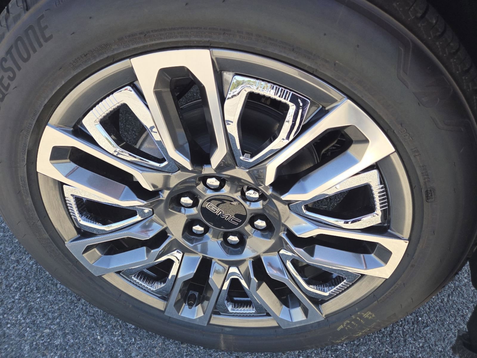 New 2026 GMC Sierra 1500 Denali Ultimate image 18