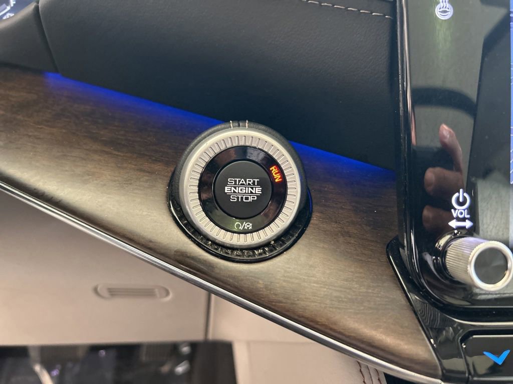 Used 2023 Jeep Grand Wagoneer L Series II image 66