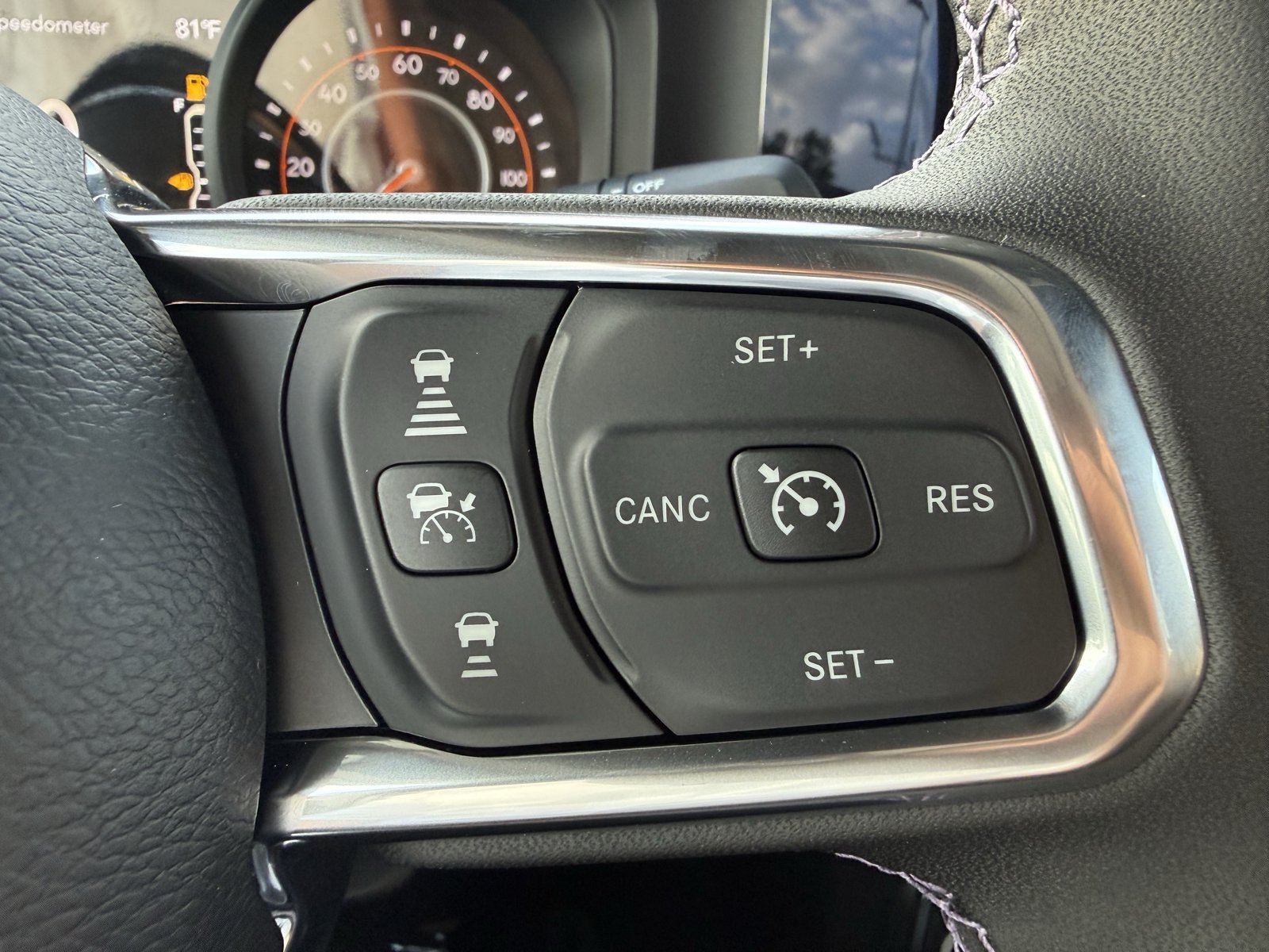 New 2026 Jeep Gladiator Sport AWD/4WD image 19