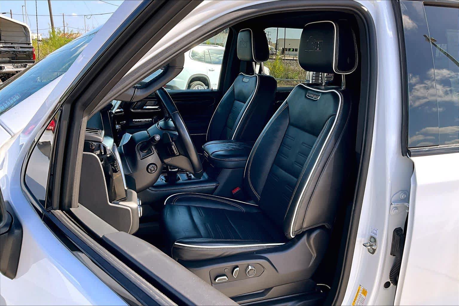 Certified 2024 GMC Sierra 1500 AT4X w/ AT4X AEV Edition AWD/4WD image 13