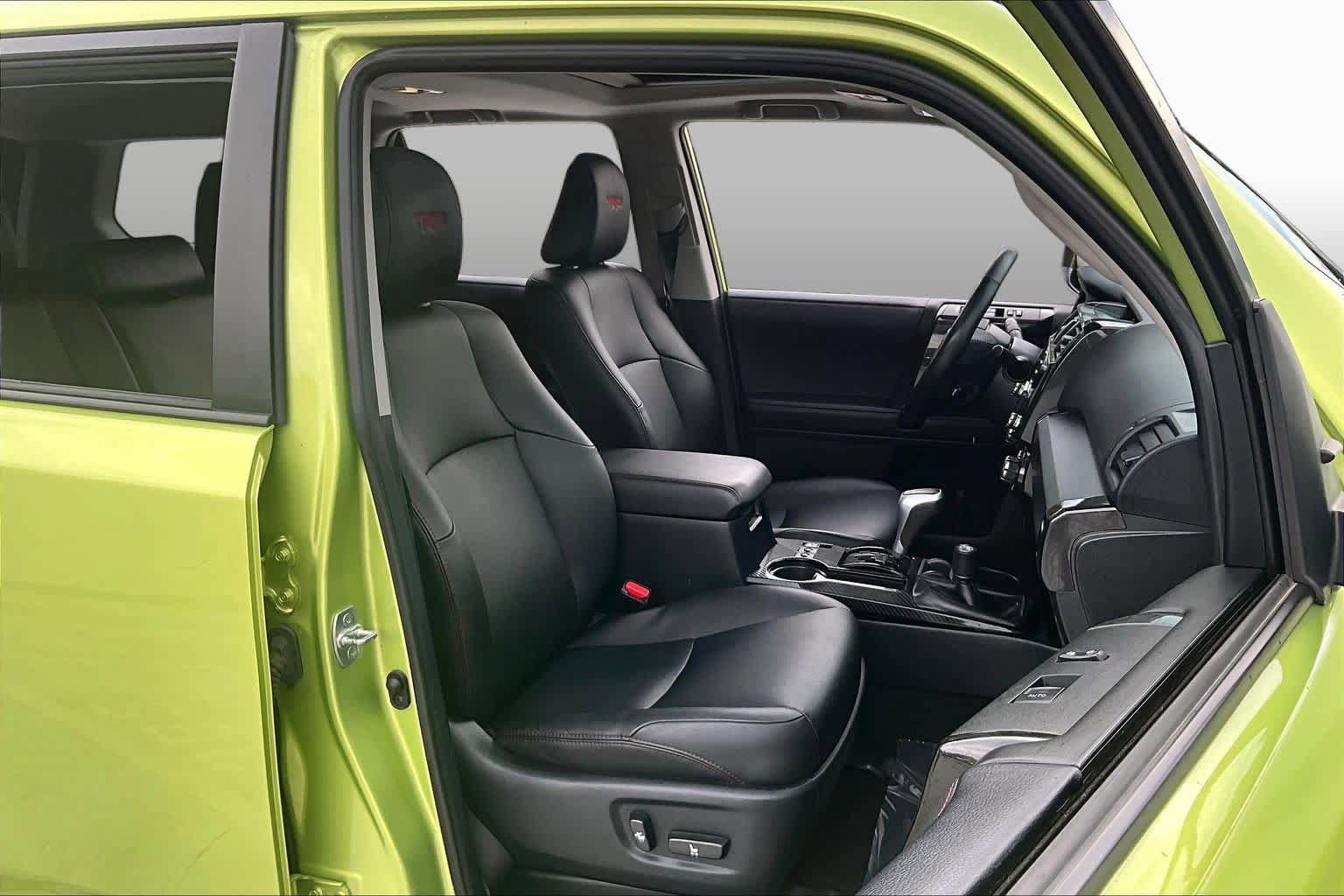 Used 2023 Toyota 4Runner TRD Off-Road Premium w/ Off Road Premium Plus Package AWD/4WD image 9