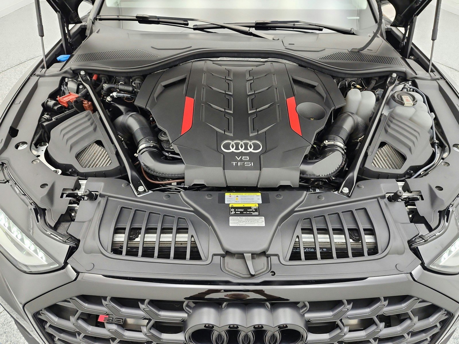 Used 2022 Audi S8 image 17