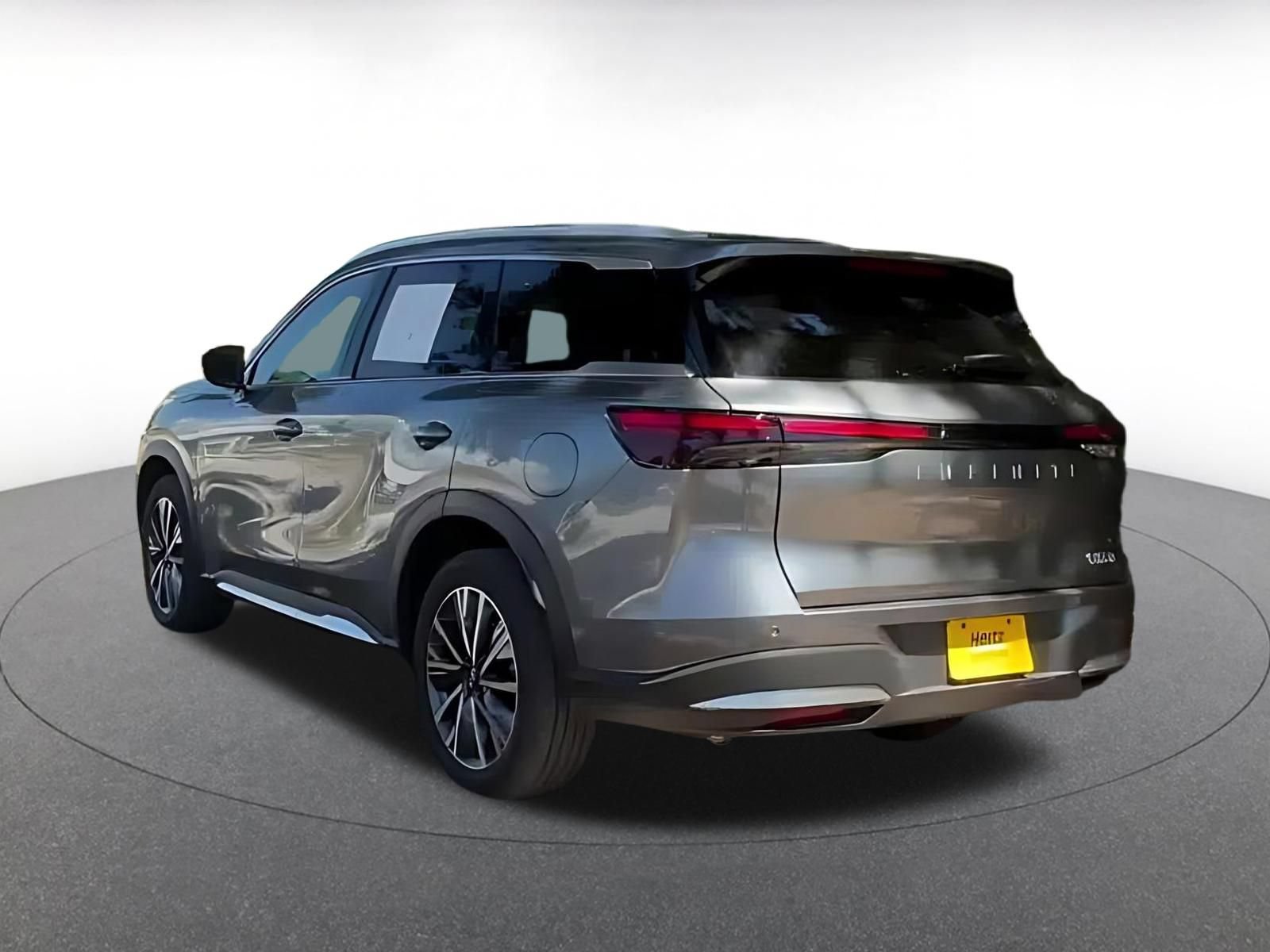 Used 2026 INFINITI QX60 Luxe FWD image 10