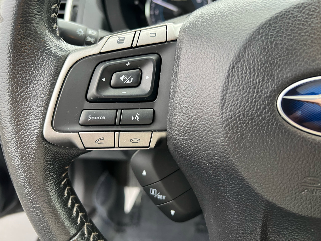 Used 2015 Subaru Impreza 2.0i Limited image 45