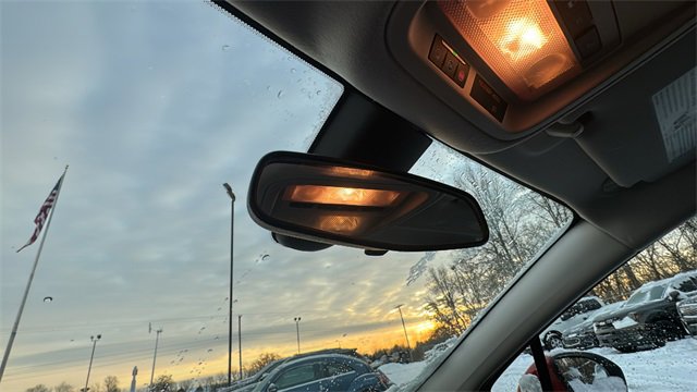 Used 2018 Chevrolet Cruze LT w/ Convenience Package image 24