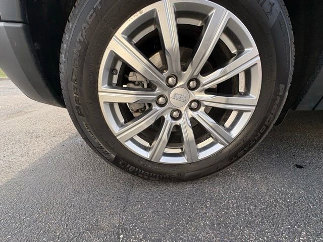 Used 2022 Cadillac XT4 Premium Luxury w/ Enhanced Visibility Package image 27