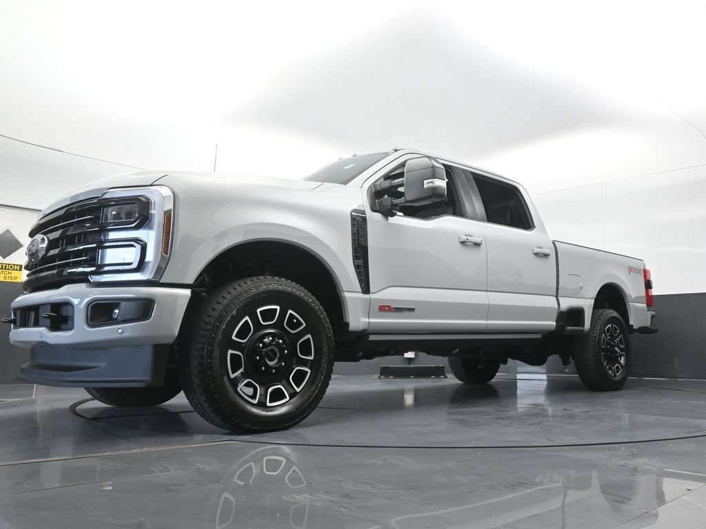 Used 2026 Ford F350 Platinum w/ FX4 Off-Road Package AWD/4WD image 72