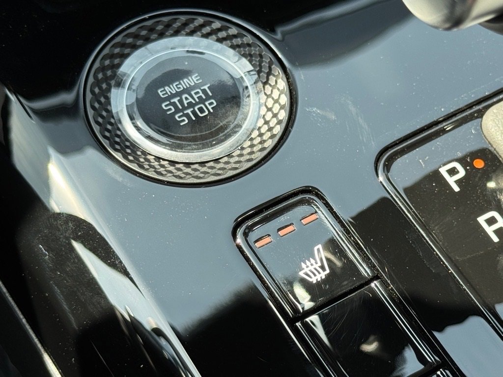 New 2025 Kia Niro EX Touring image 16