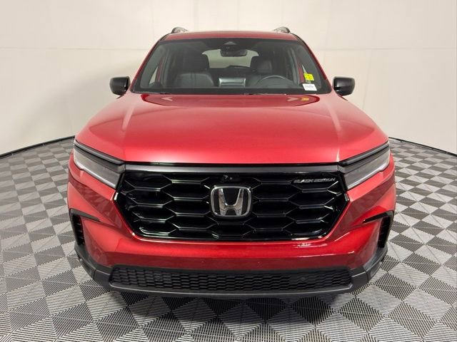 Used 2025 Honda Pilot Black Edition image 9